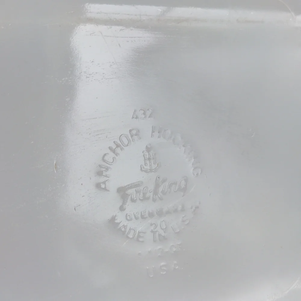 Vintage Anchor Hocking Fire King Meadow Green 1.5 Quart Baking Dish